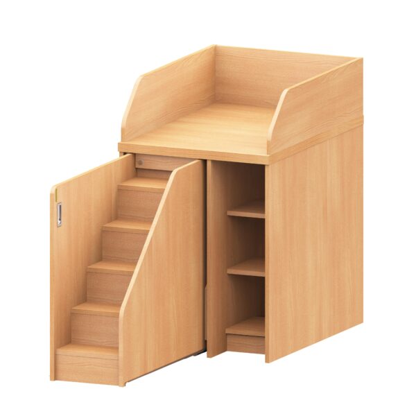 Wickeltisch mit Treppe